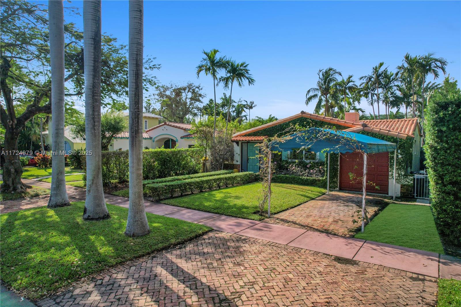 4484 Royal Palm Ave,Miami Beach, FL 33140