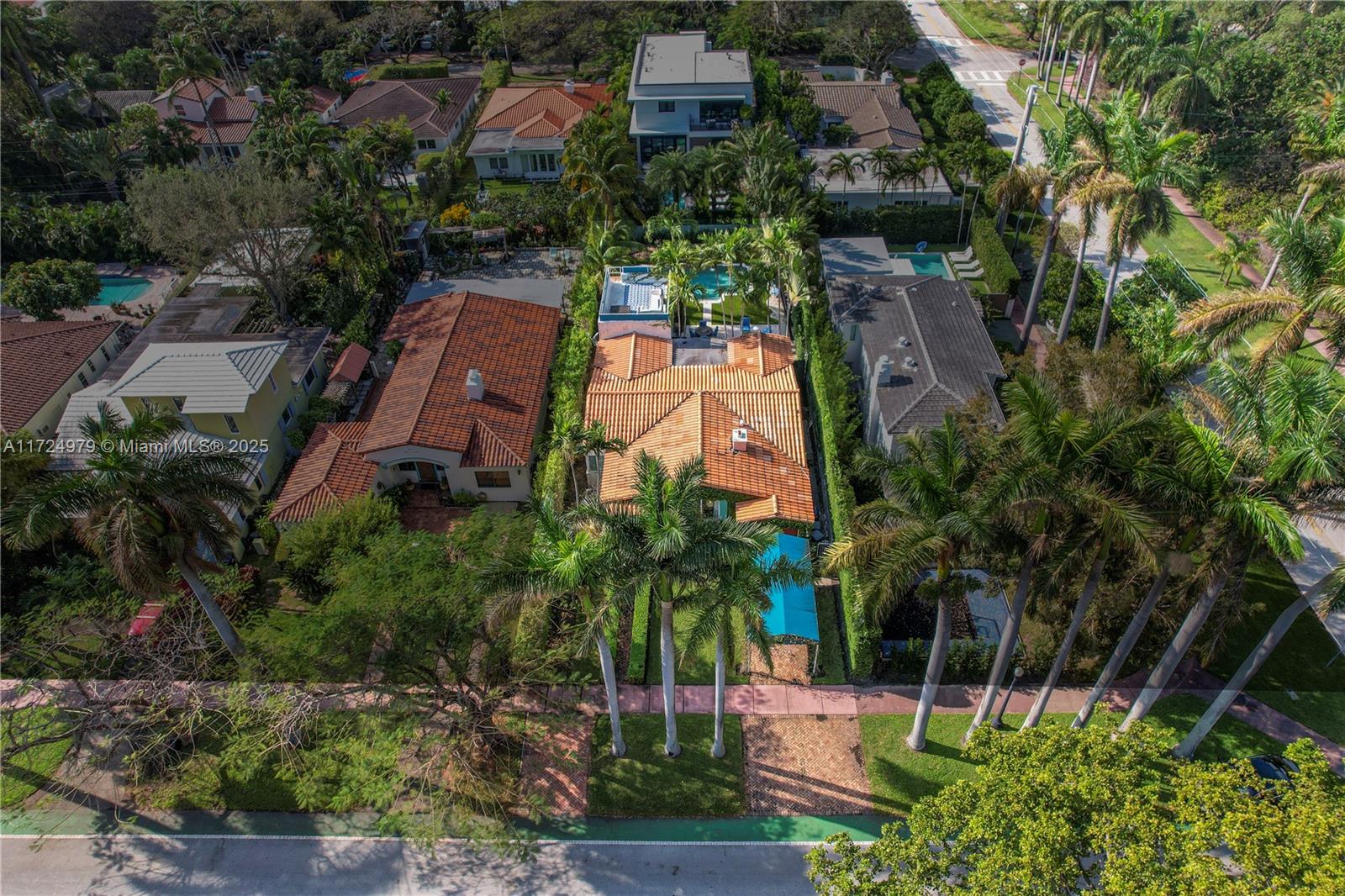 4484 Royal Palm Ave,Miami Beach, FL 33140