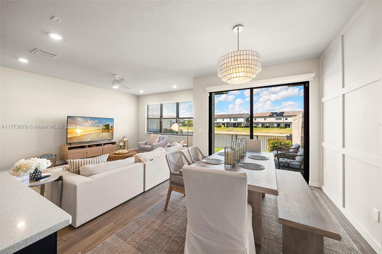 2193 Appleton Cir,Oakland Park, FL 33309