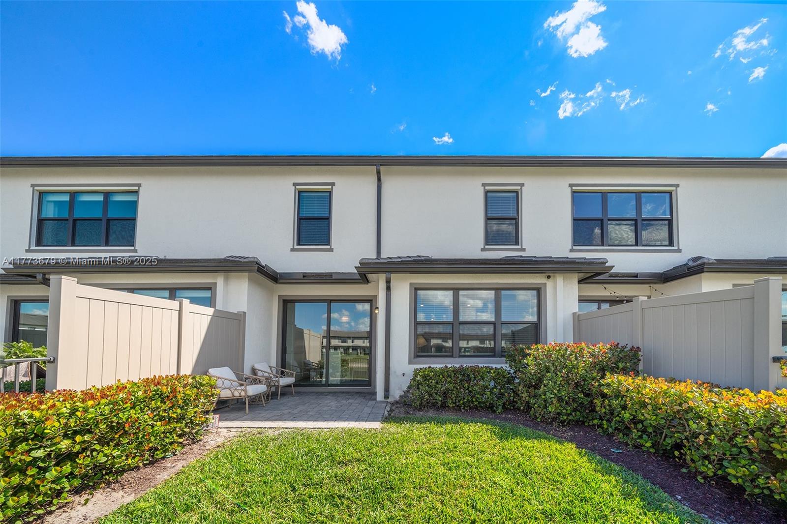 2193 Appleton Cir,Oakland Park, FL 33309
