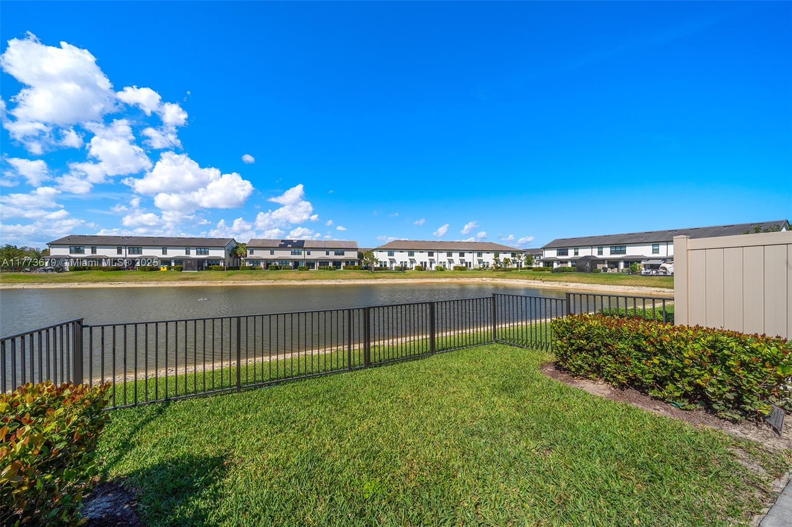 2193 Appleton Cir,Oakland Park, FL 33309