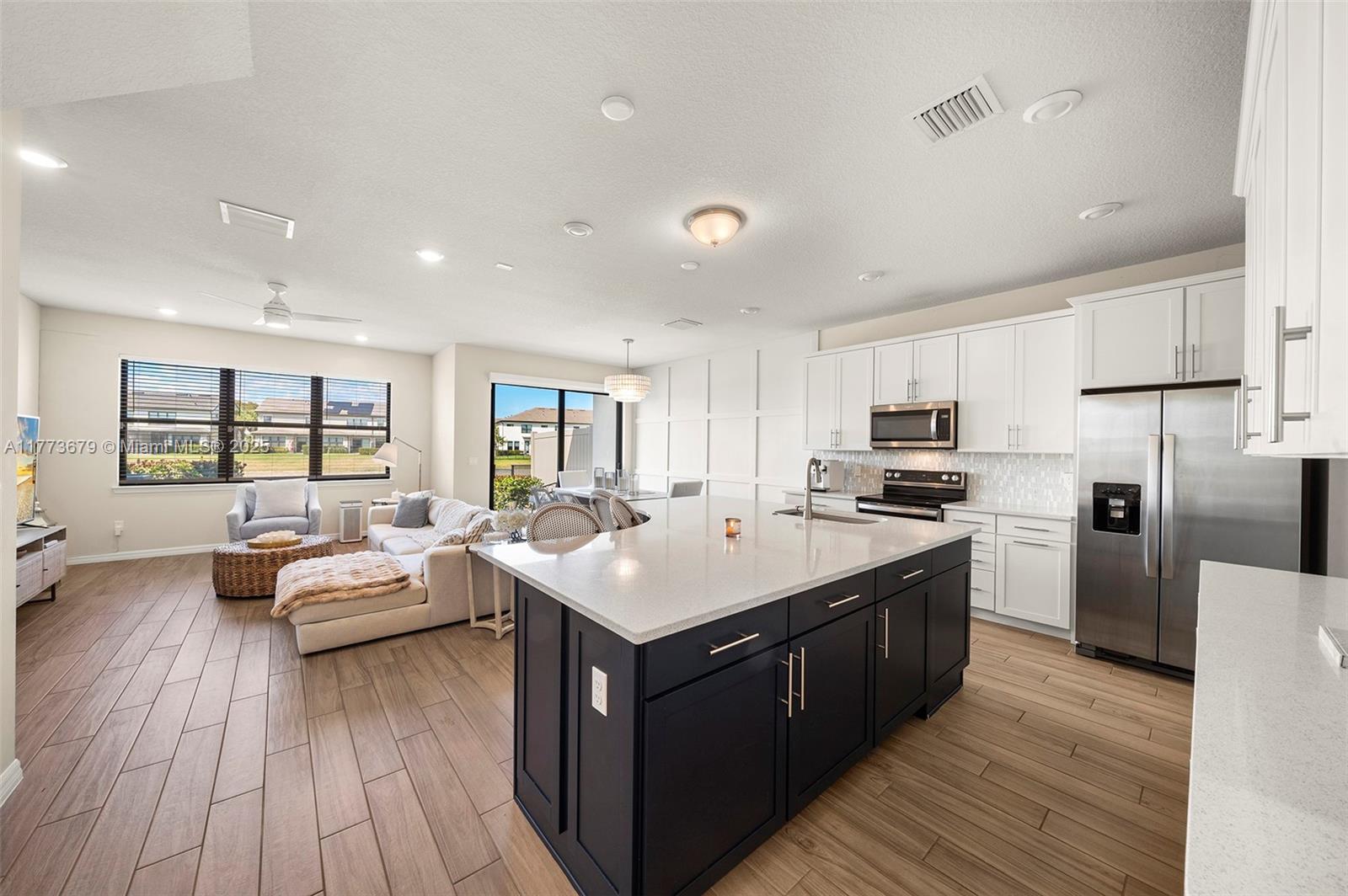 2193 Appleton Cir,Oakland Park, FL 33309