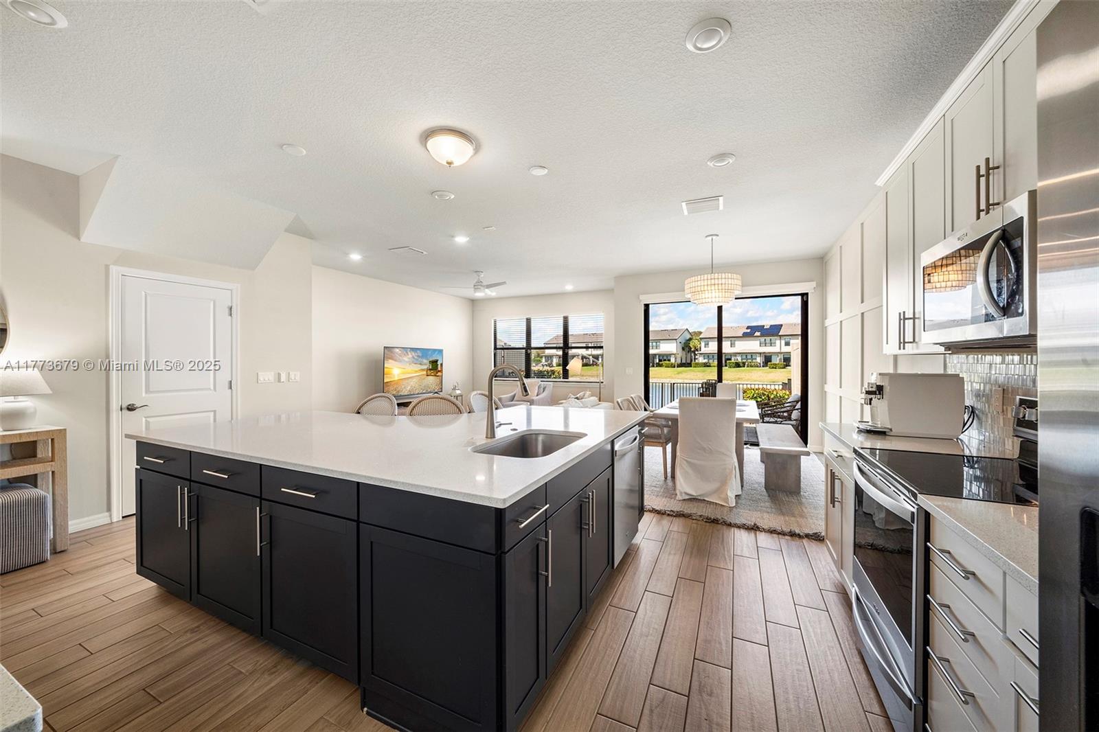 2193 Appleton Cir,Oakland Park, FL 33309