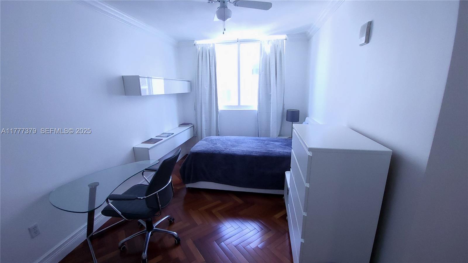 image The Sail Condo40