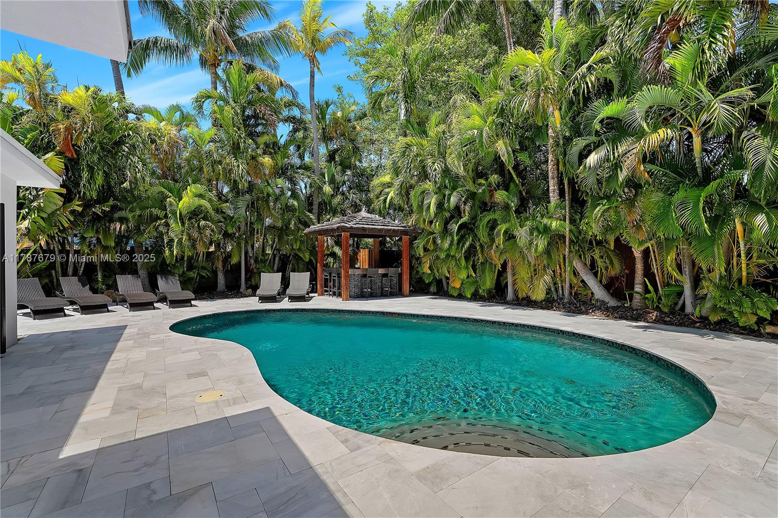 122 E 2nd Ct,Miami Beach, FL 33139