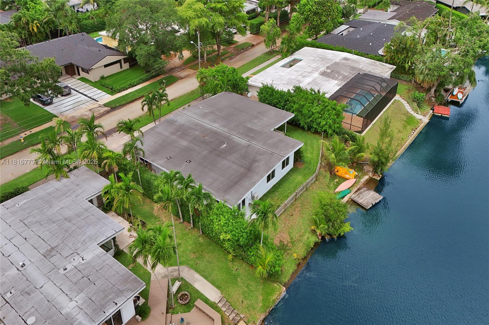 2050 NE 196th Ter North Miami Beach, FL 33179 2050 NE 196th Ter North Miami Beach, FL 33179