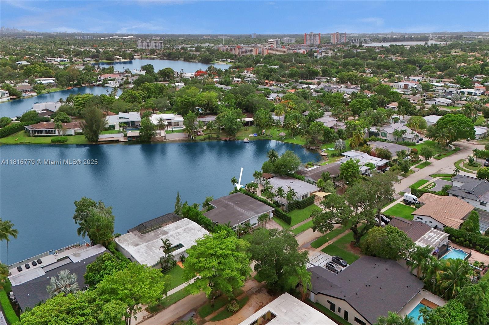 2050 NE 196th Ter North Miami Beach, FL 33179 2050 NE 196th Ter North Miami Beach, FL 33179