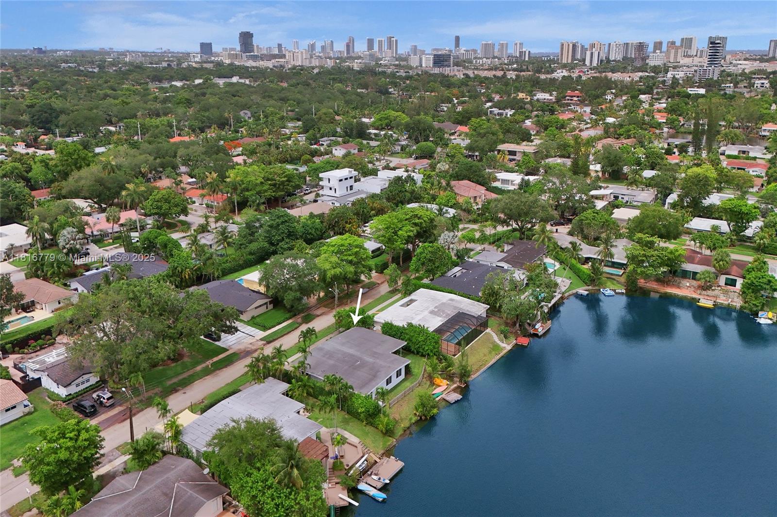 2050 NE 196th Ter North Miami Beach, FL 33179 2050 NE 196th Ter North Miami Beach, FL 33179