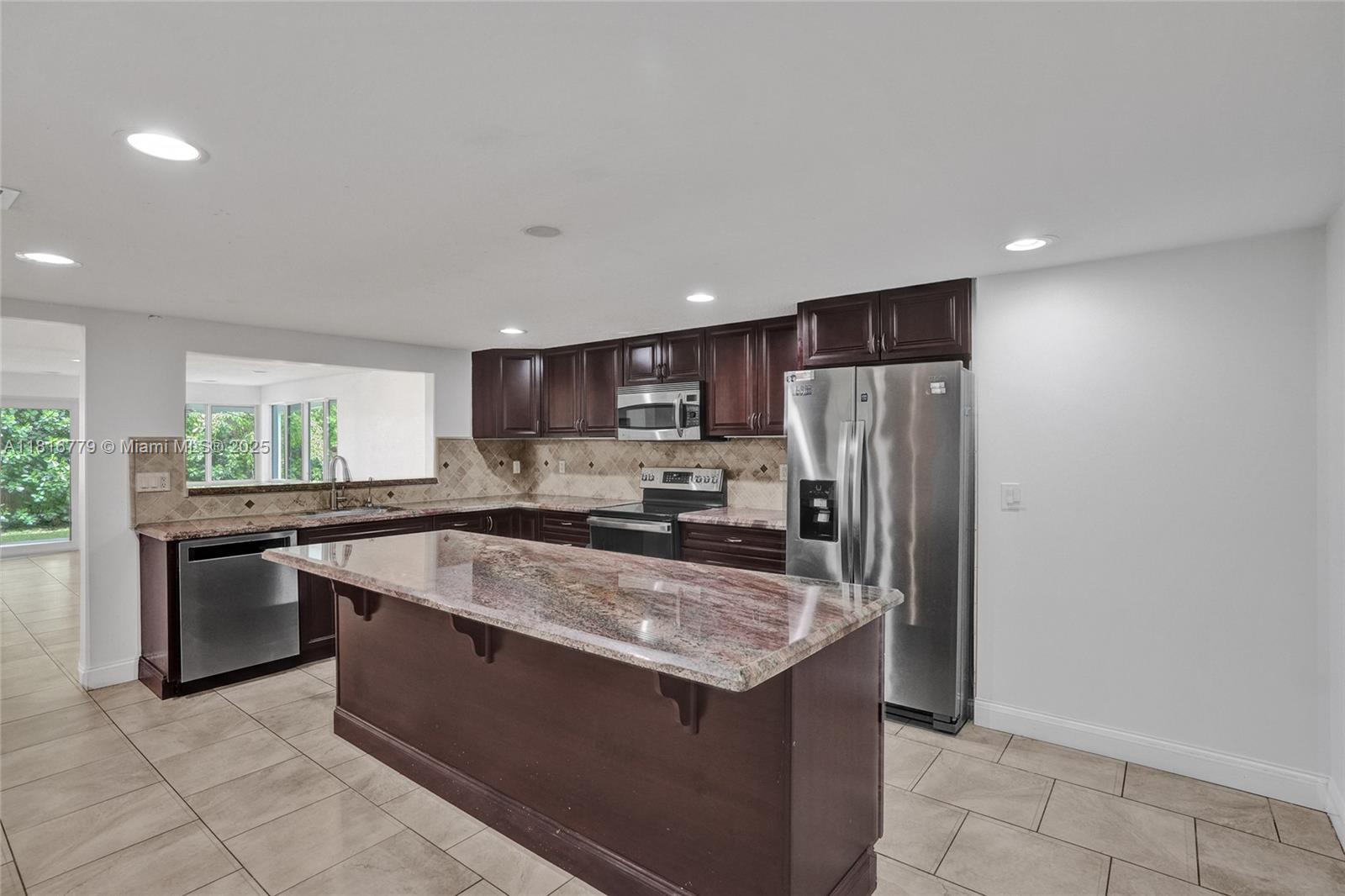 2050 NE 196th Ter North Miami Beach, FL 33179 2050 NE 196th Ter North Miami Beach, FL 33179