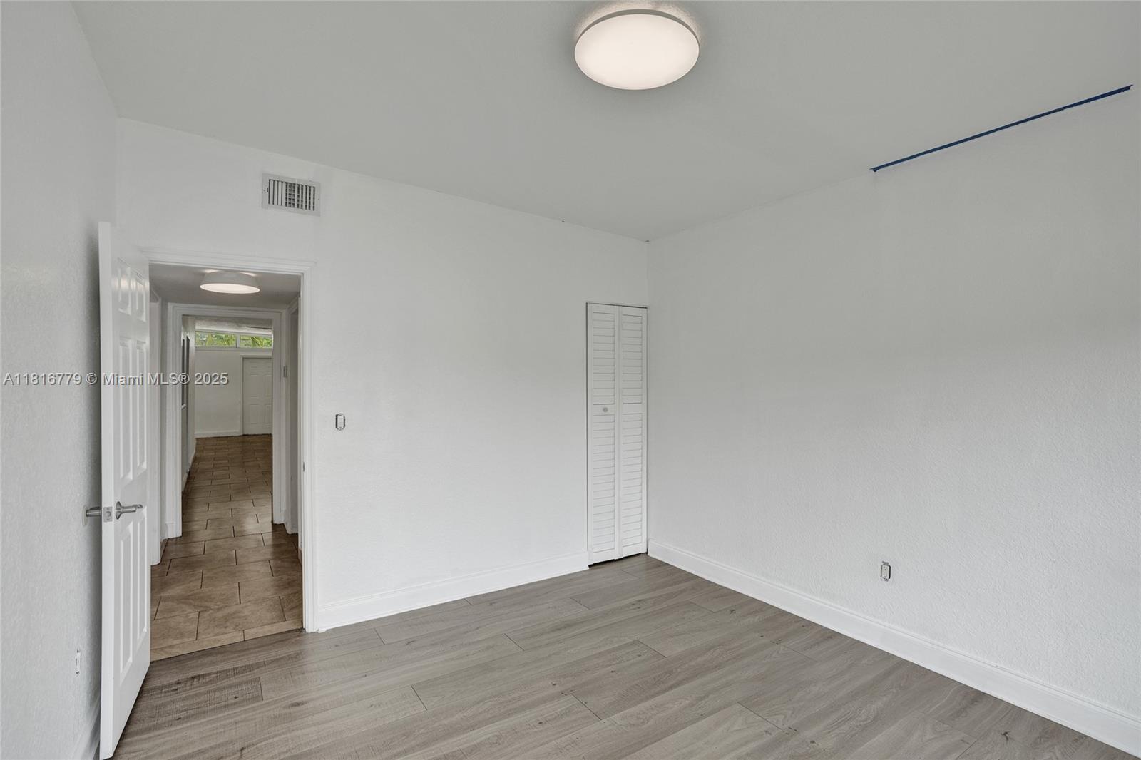2050 NE 196th Ter North Miami Beach, FL 33179 2050 NE 196th Ter North Miami Beach, FL 33179