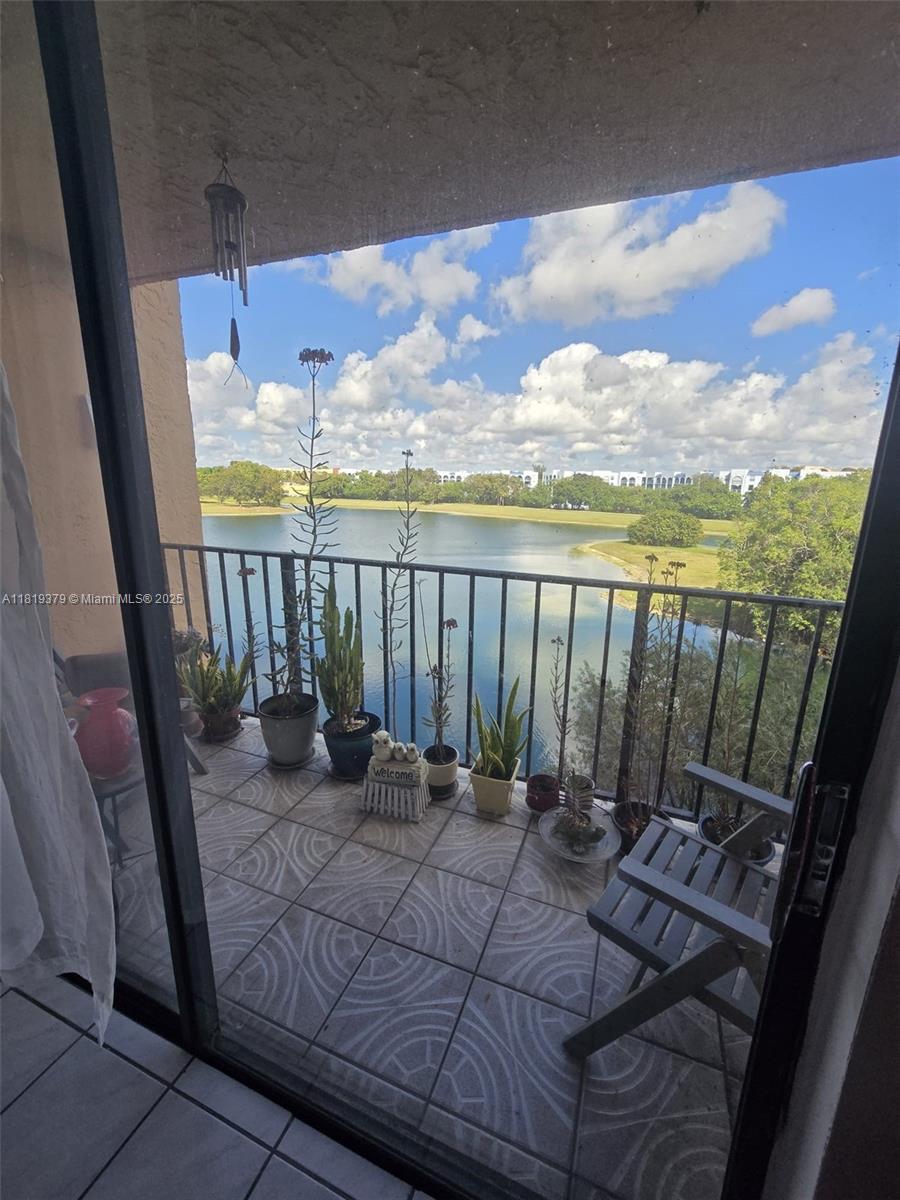 9688 Fontainebleau Blvd #409