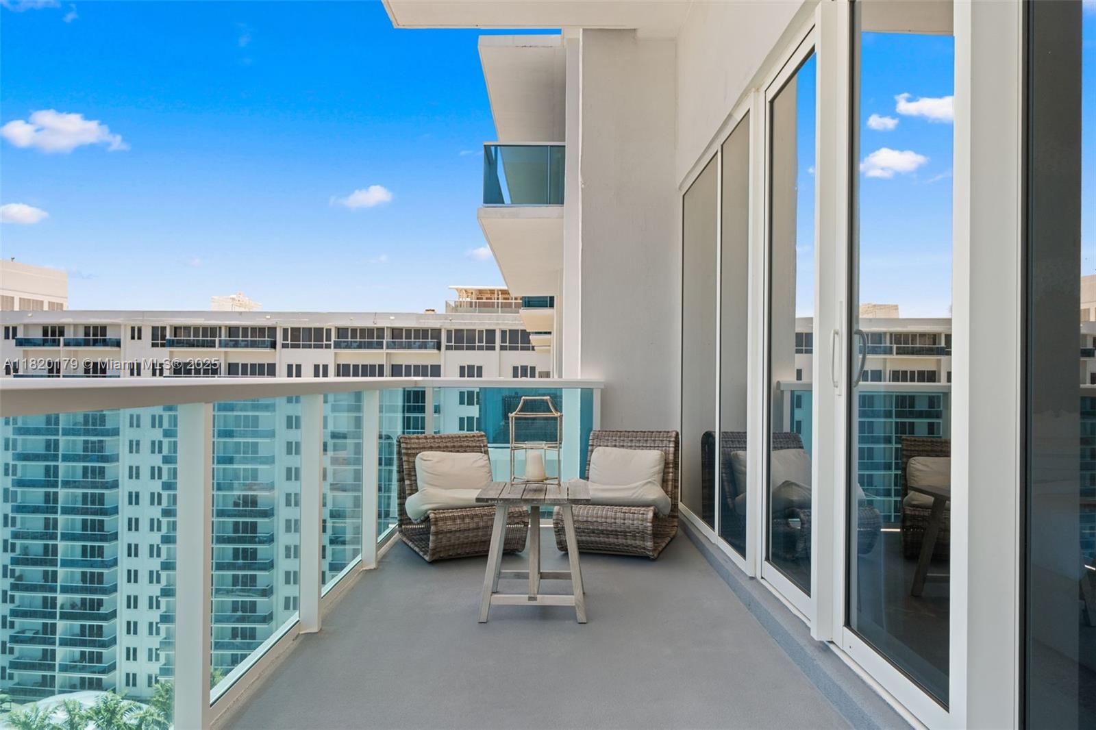 102 24th St #PH-1610 Miami Beach, FL 33139