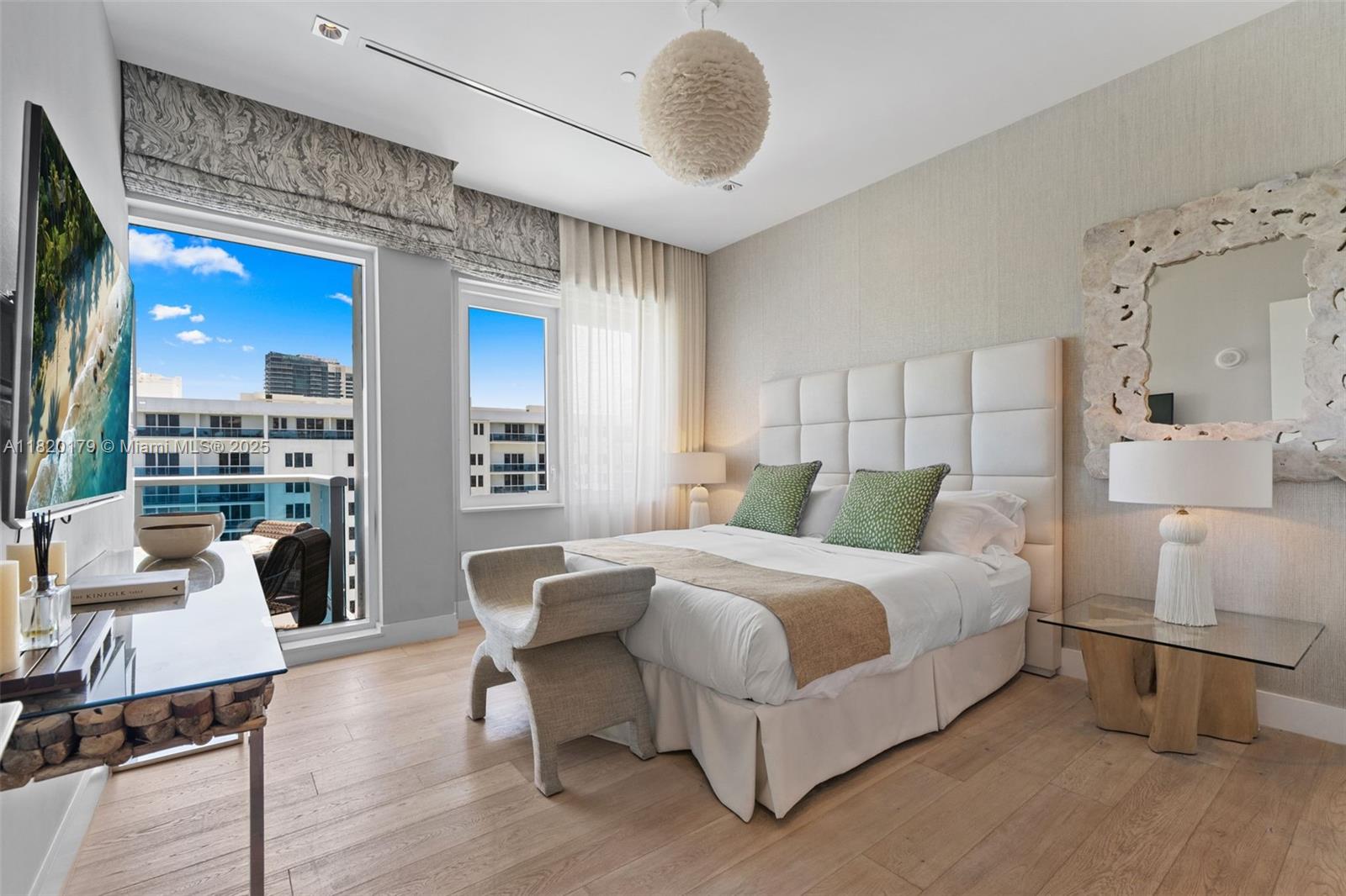 102 24th St #PH-1610 Miami Beach, FL 33139