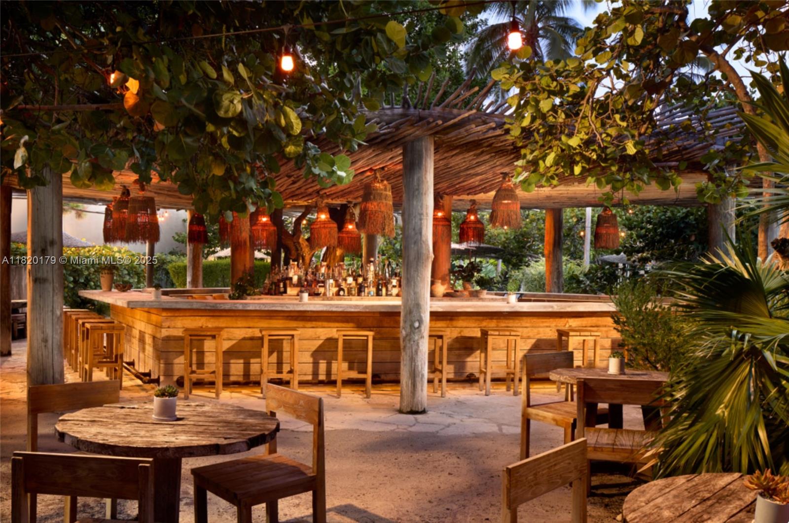 102 24th St #PH-1610 Miami Beach, FL 33139