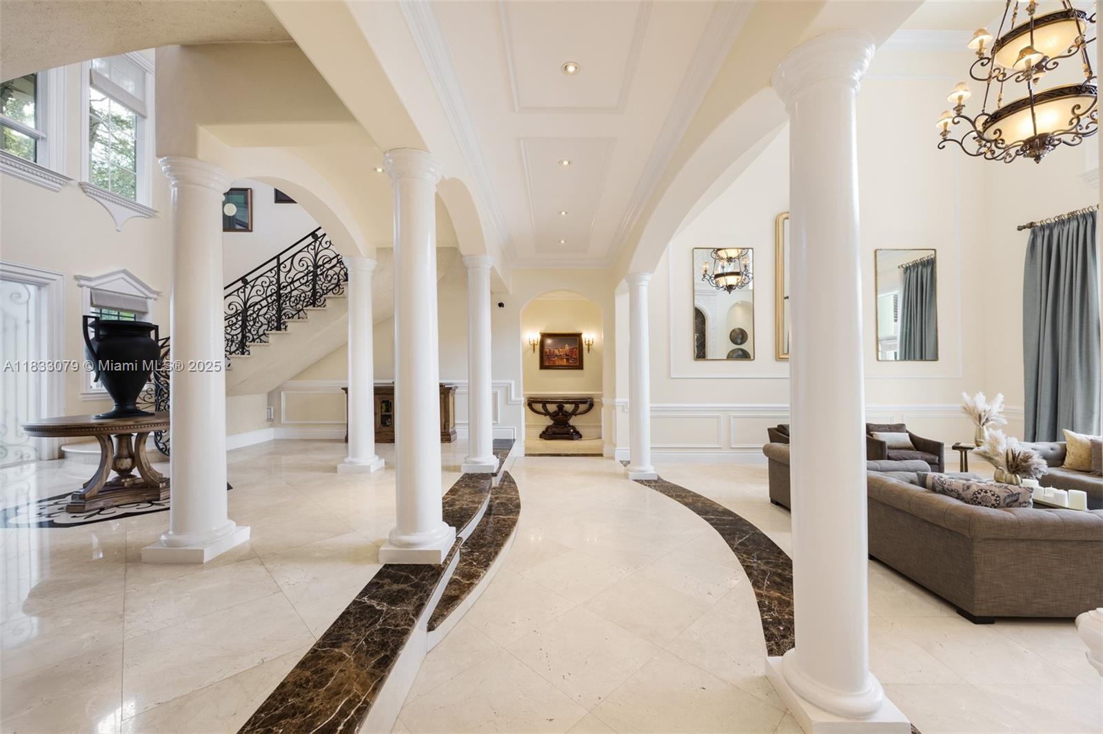 7245 SW 104th St Pinecrest, FL 33156