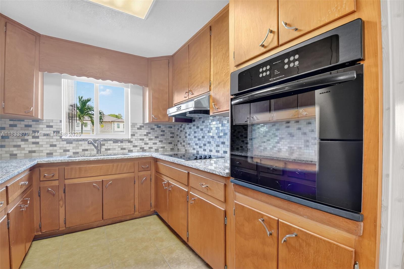 4061 Nova Ln Lake Worth, FL 33462