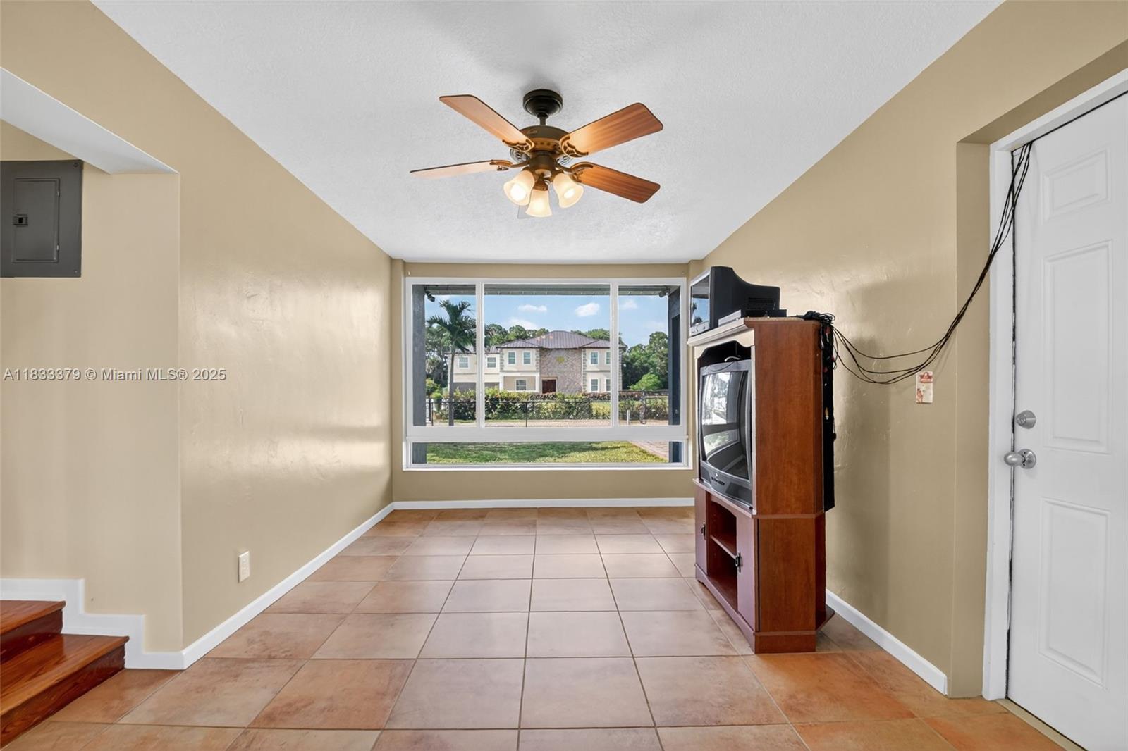 4061 Nova Ln Lake Worth, FL 33462