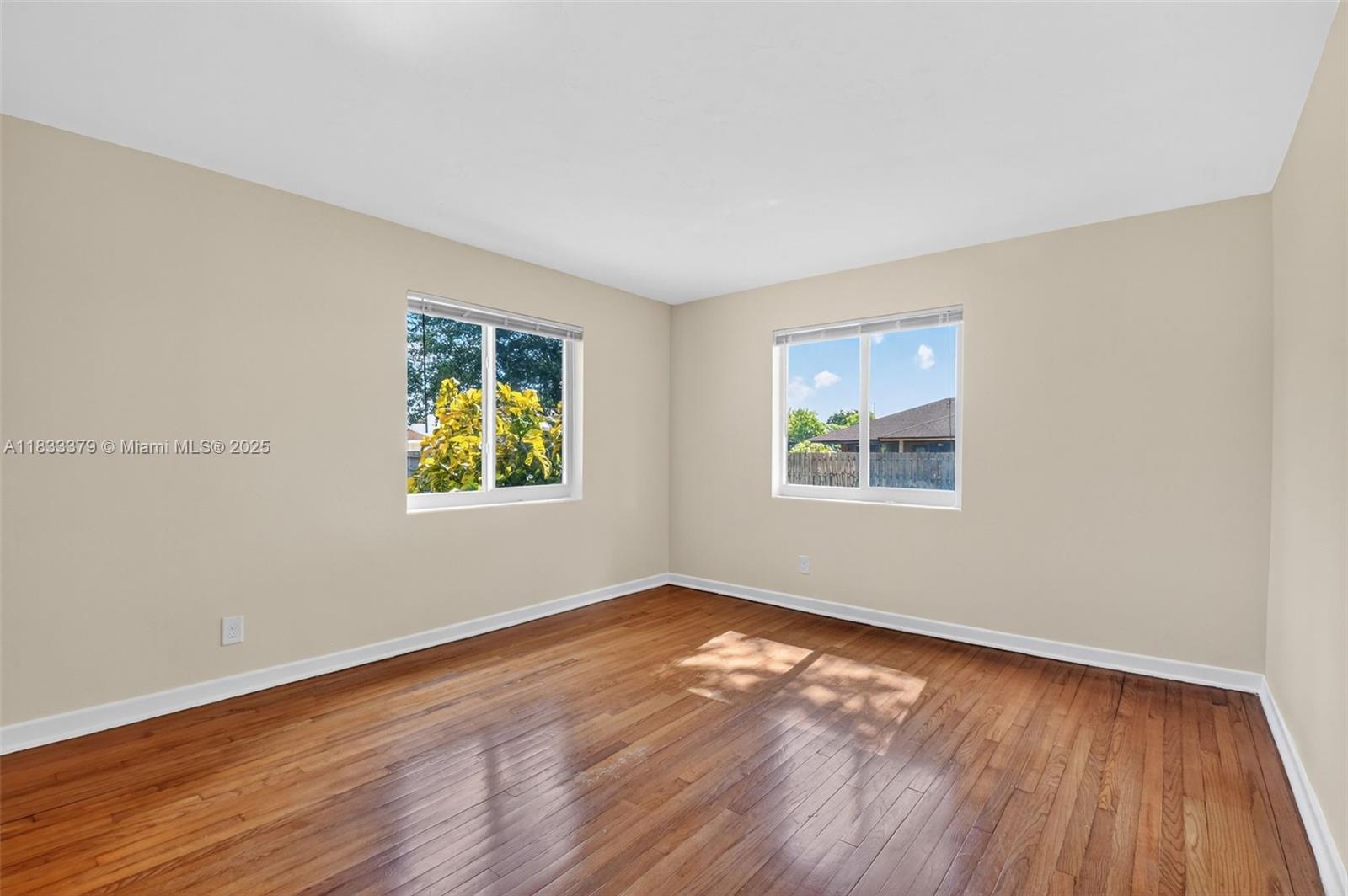 4061 Nova Ln Lake Worth, FL 33462