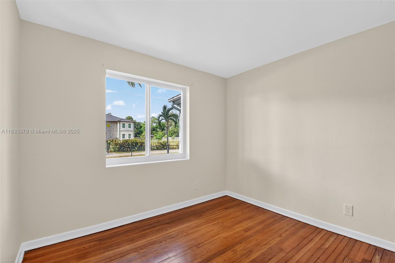 4061 Nova Ln Lake Worth, FL 33462