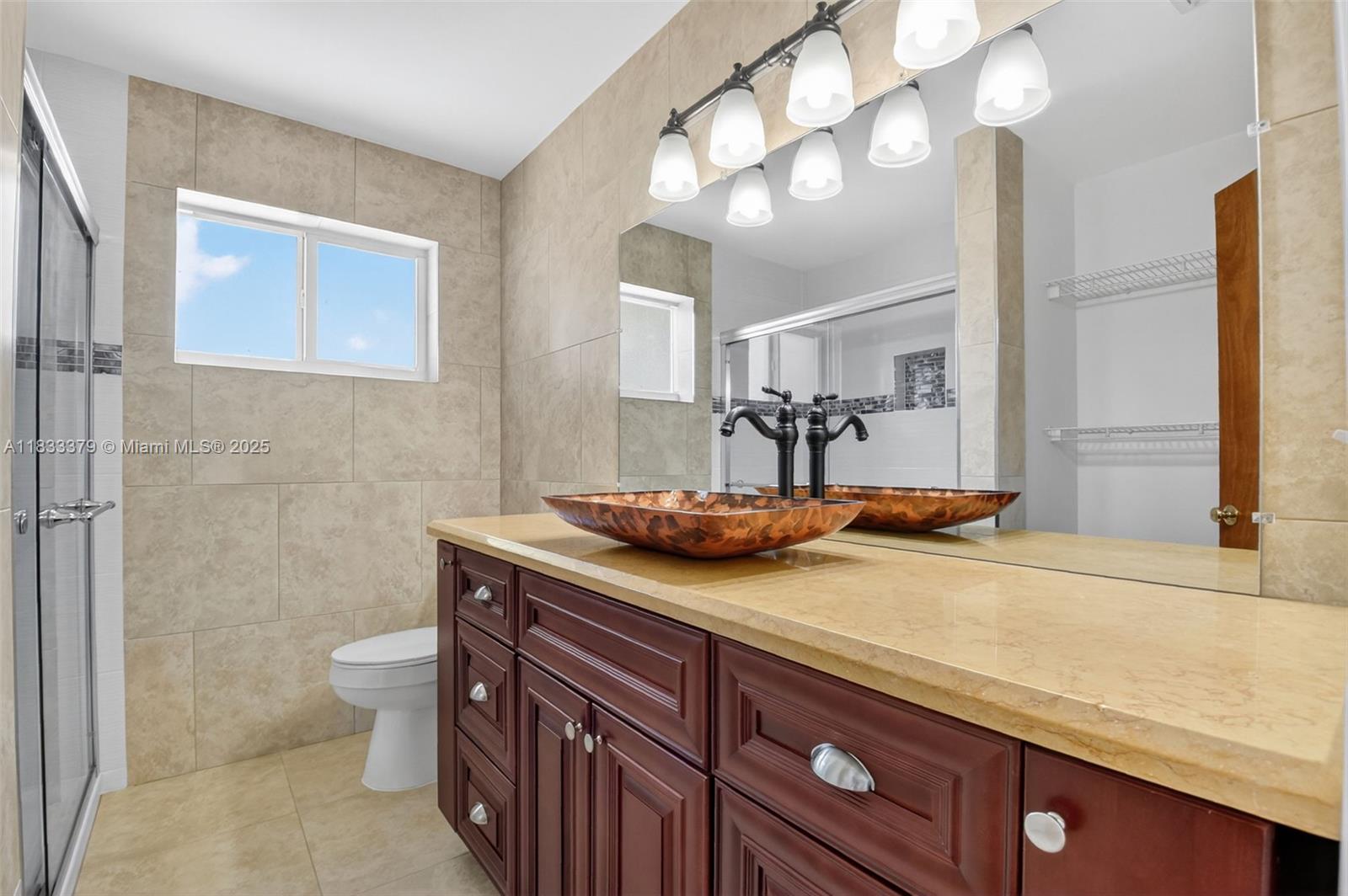 4061 Nova Ln Lake Worth, FL 33462