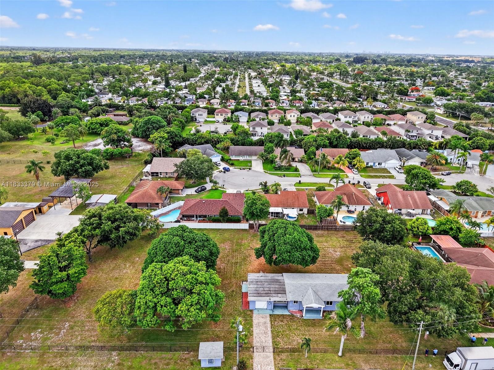 4061 Nova Ln Lake Worth, FL 33462