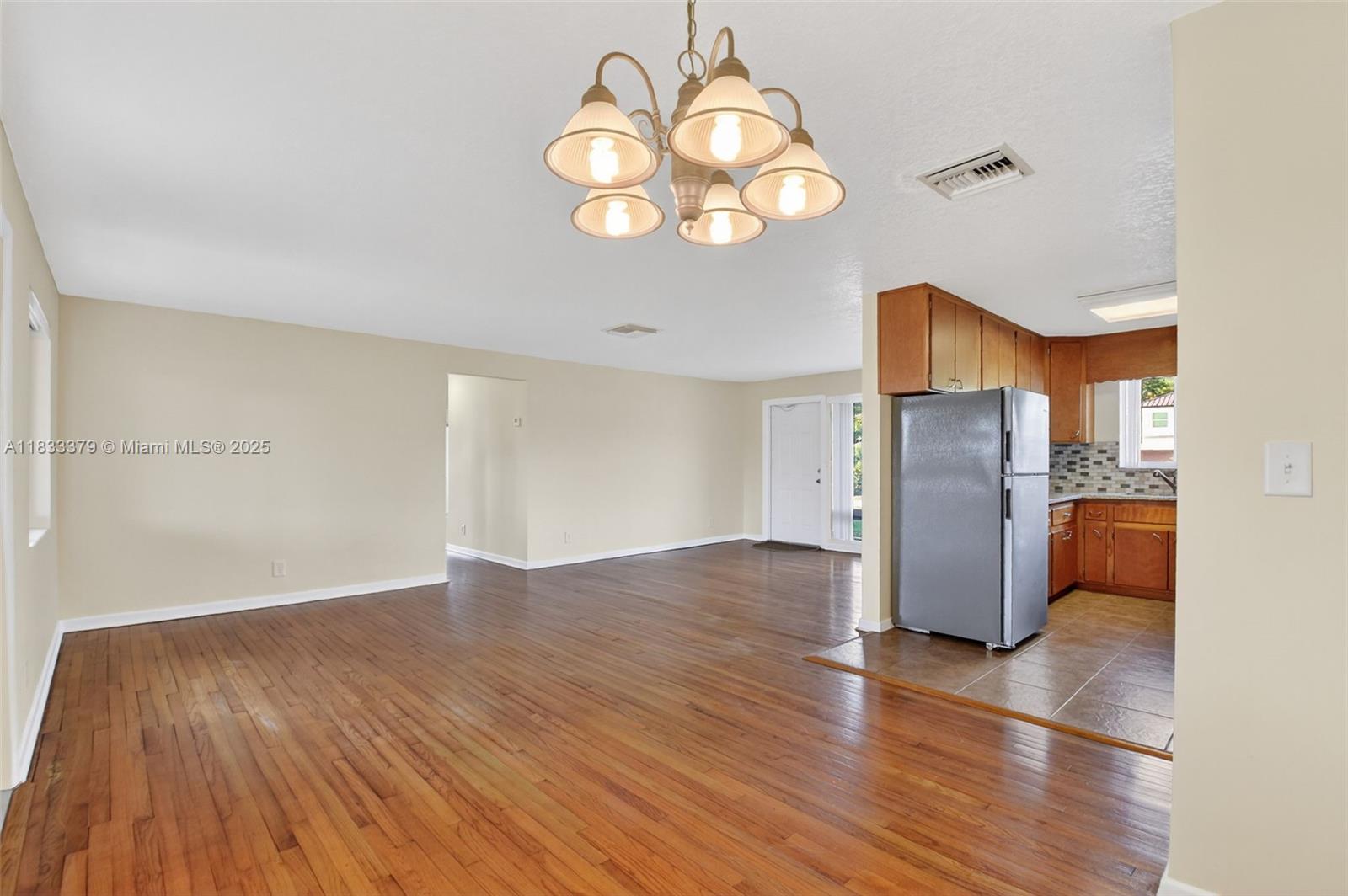 4061 Nova Ln Lake Worth, FL 33462