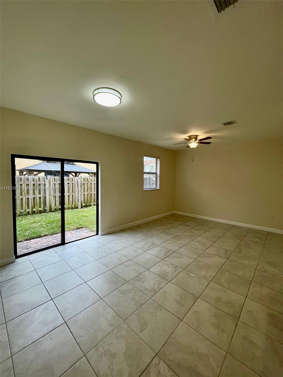 146 SE 34th Ter #146 Homestead, FL 33033