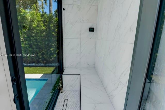 1543 Bird Rd Coral Gables, FL 33146 1543 Bird Rd Coral Gables, FL 33146