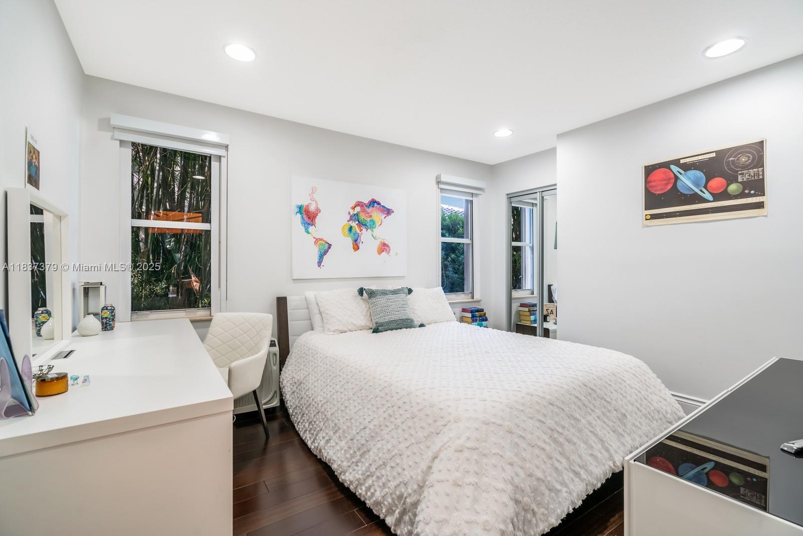 2535 Golf Vw Dr Weston, FL 33327