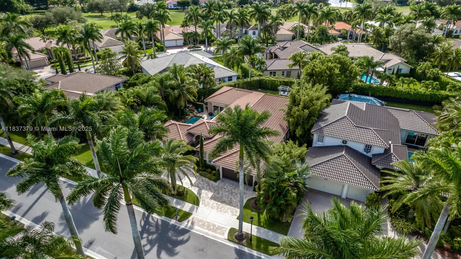 2535 Golf Vw Dr Weston, FL 33327