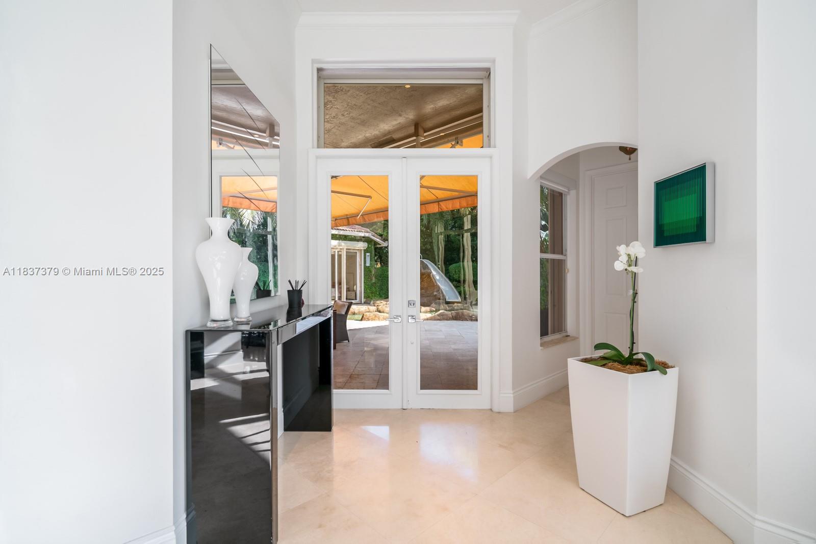 2535 Golf Vw Dr Weston, FL 33327