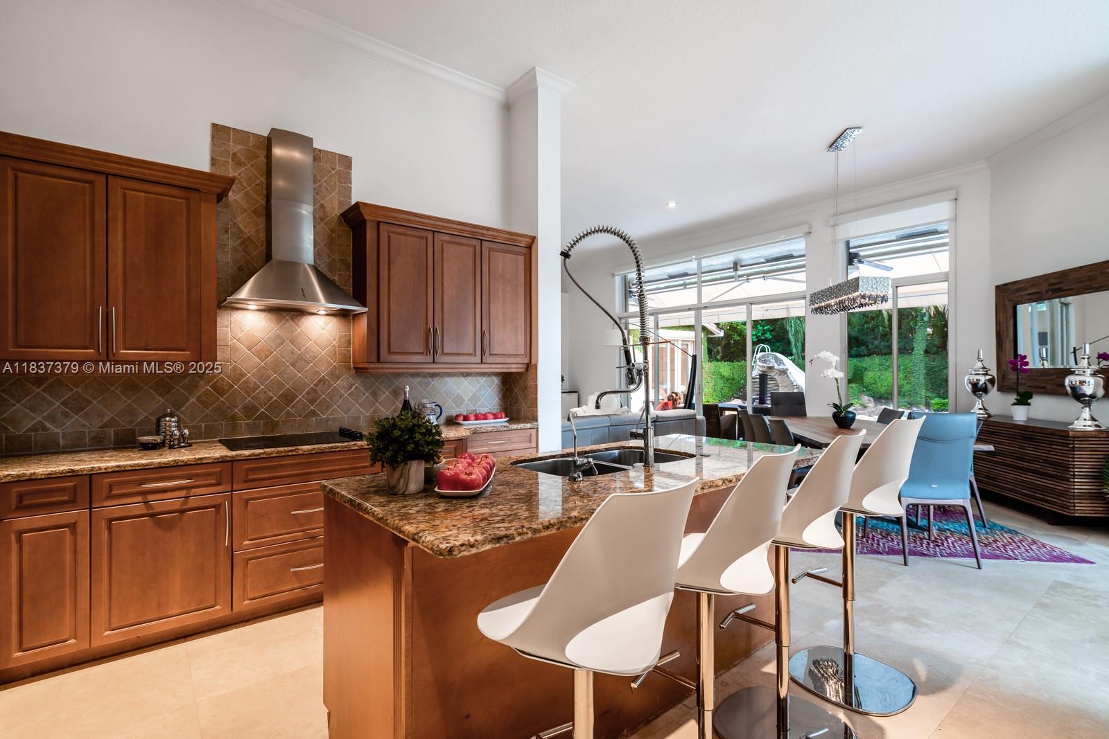 2535 Golf Vw Dr Weston, FL 33327