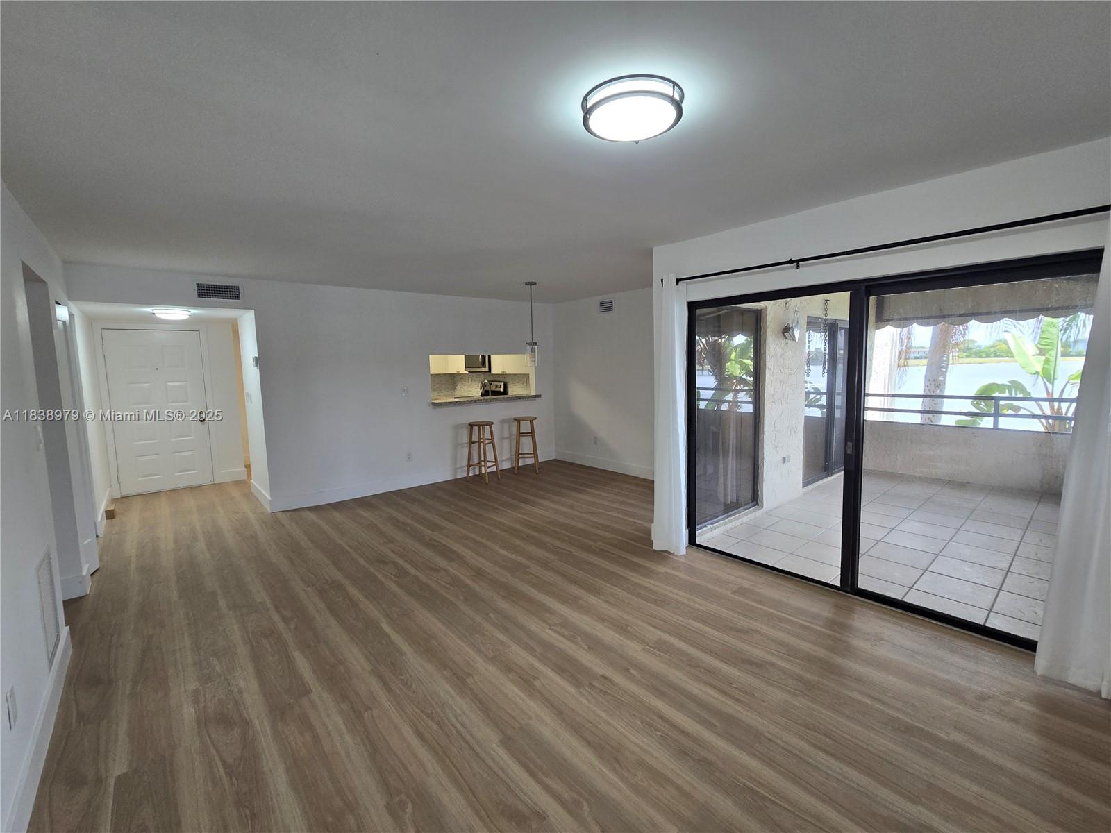20145 NE 3rd Ct #12