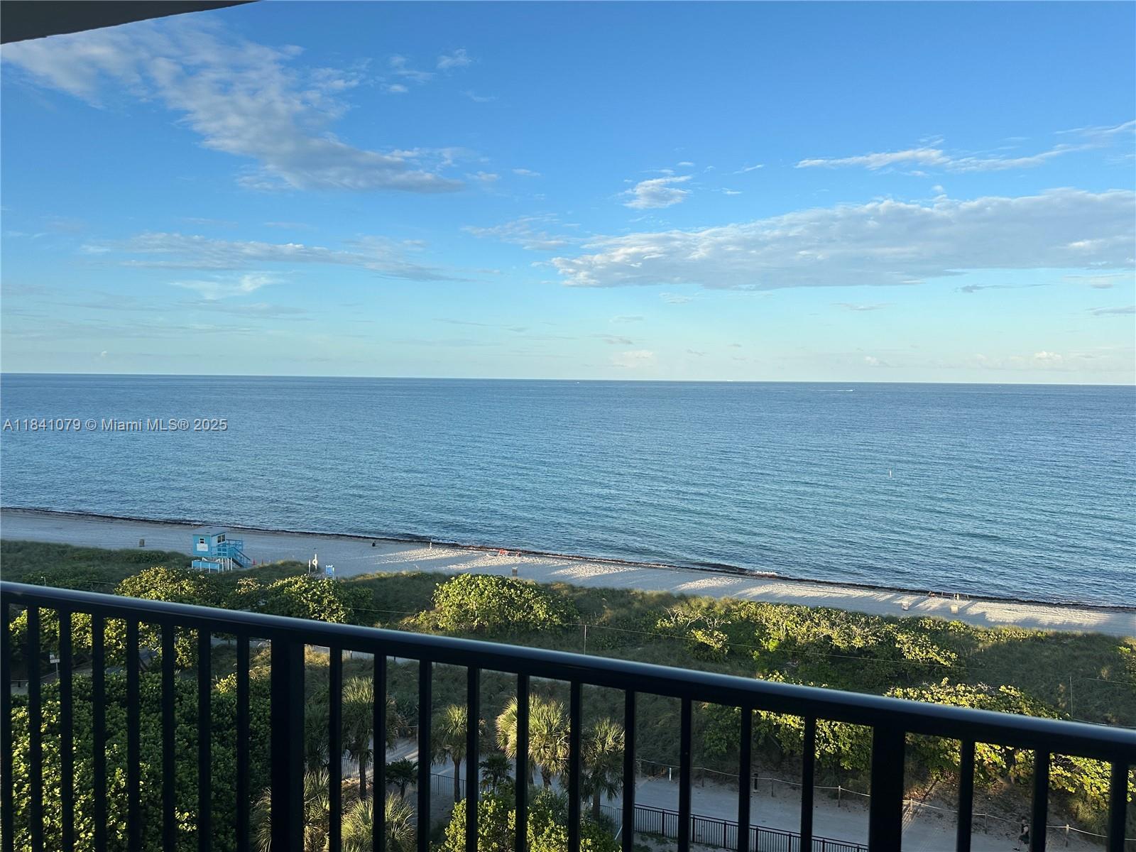 9273 Collins Ave #805