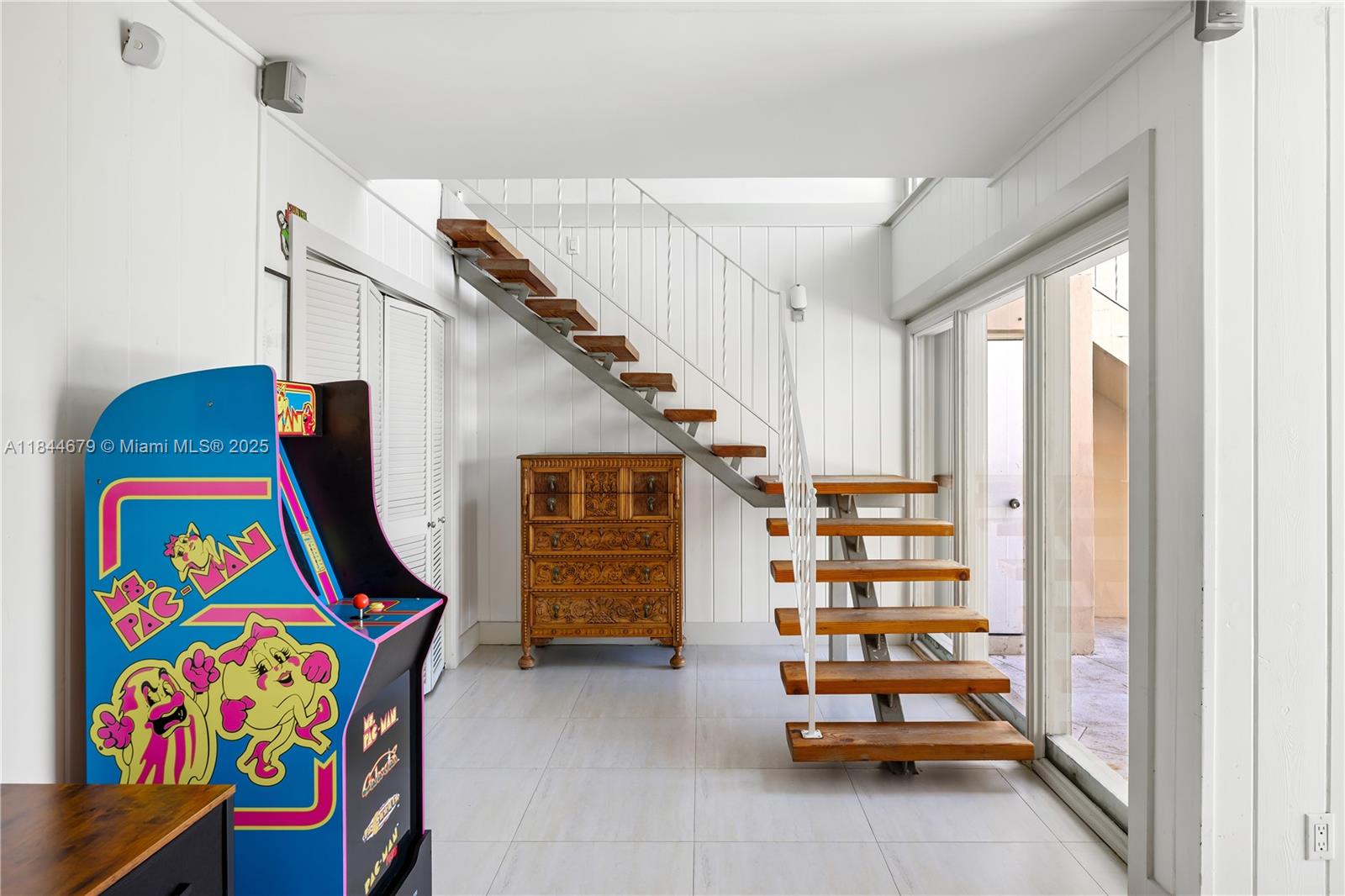 7340 SW 56th St Miami, FL 33143