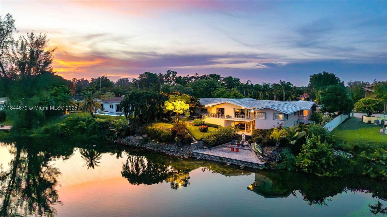 7340 SW 56th St Miami, FL 33143