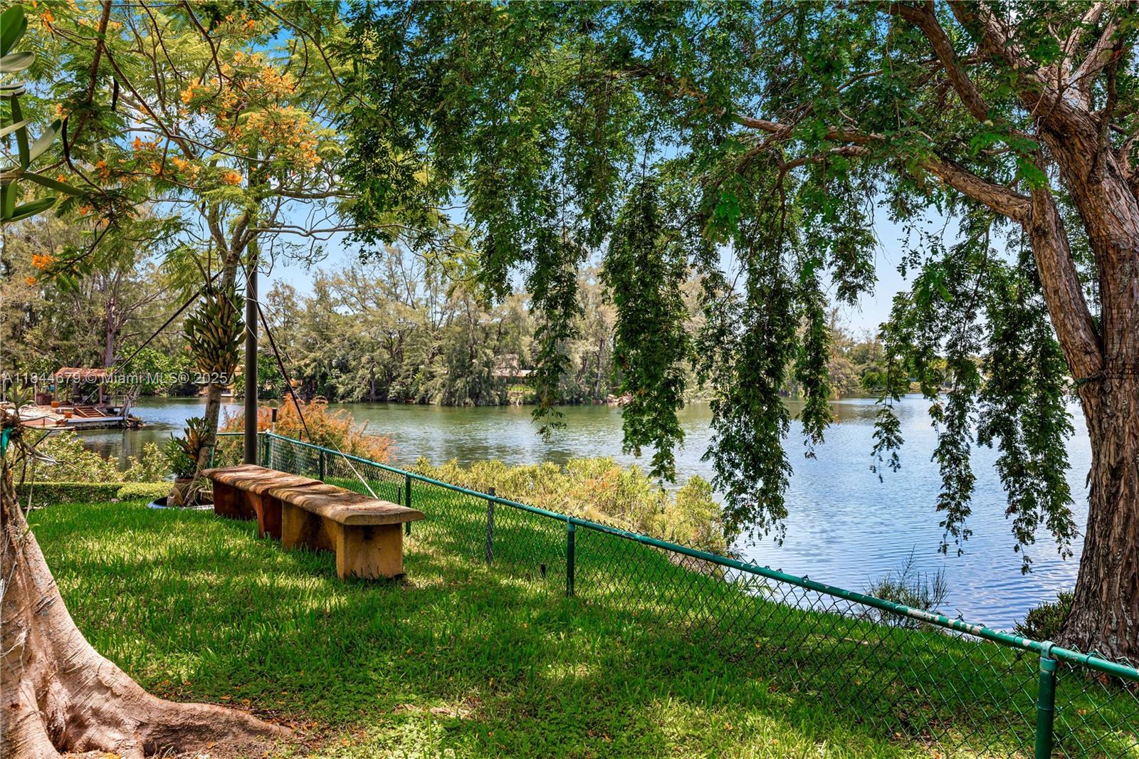 7340 SW 56th St Miami, FL 33143