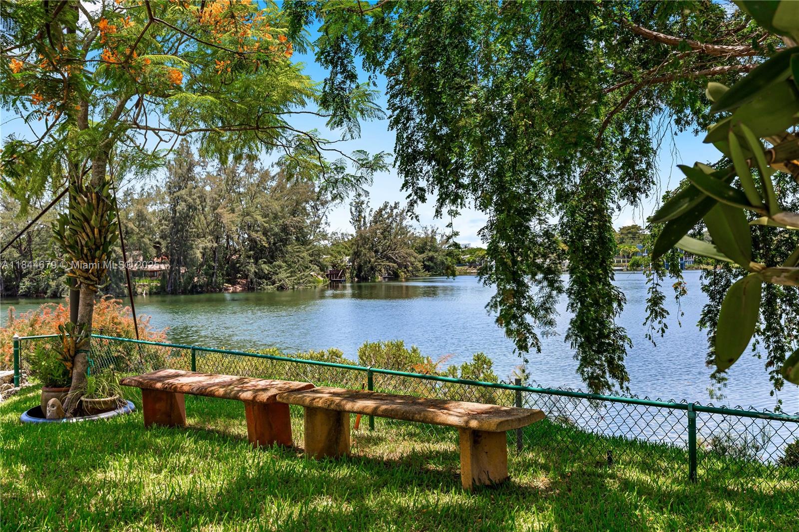 7340 SW 56th St Miami, FL 33143