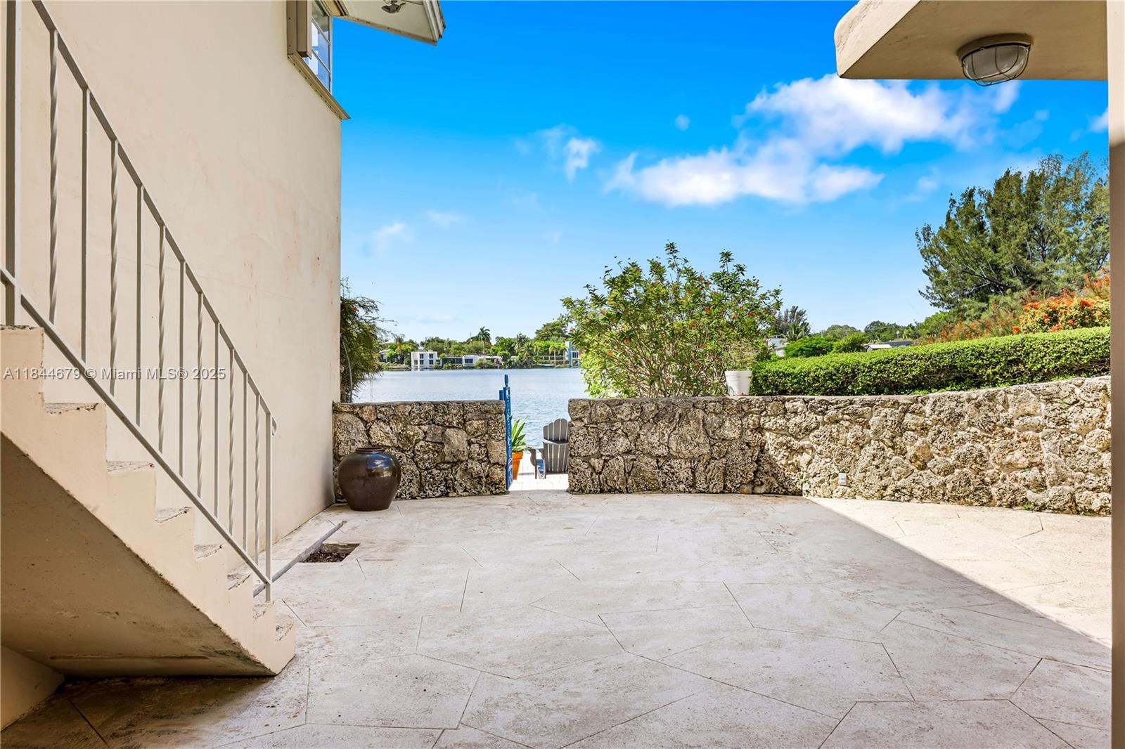 7340 SW 56th St Miami, FL 33143