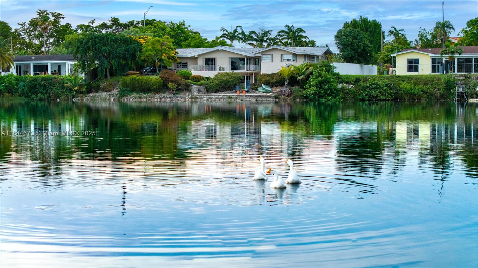 7340 SW 56th St Miami, FL 33143