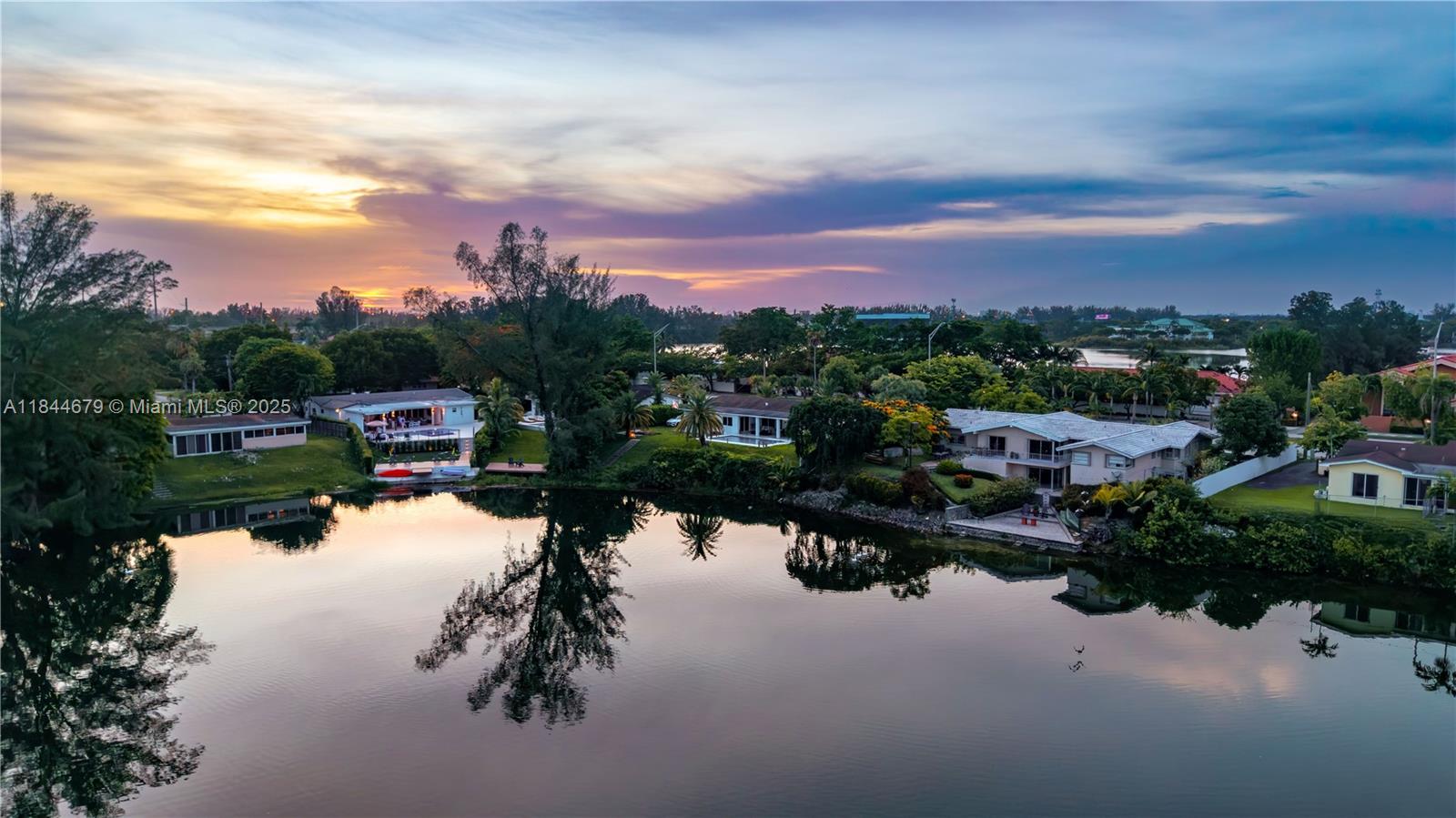 7340 SW 56th St Miami, FL 33143