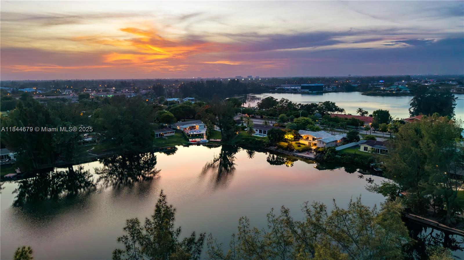 7340 SW 56th St Miami, FL 33143