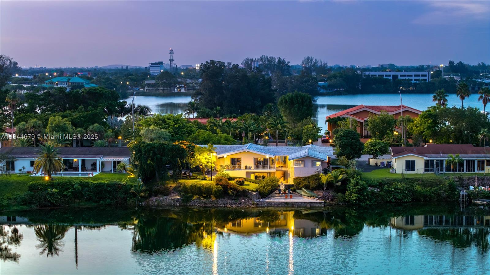 7340 SW 56th St Miami, FL 33143