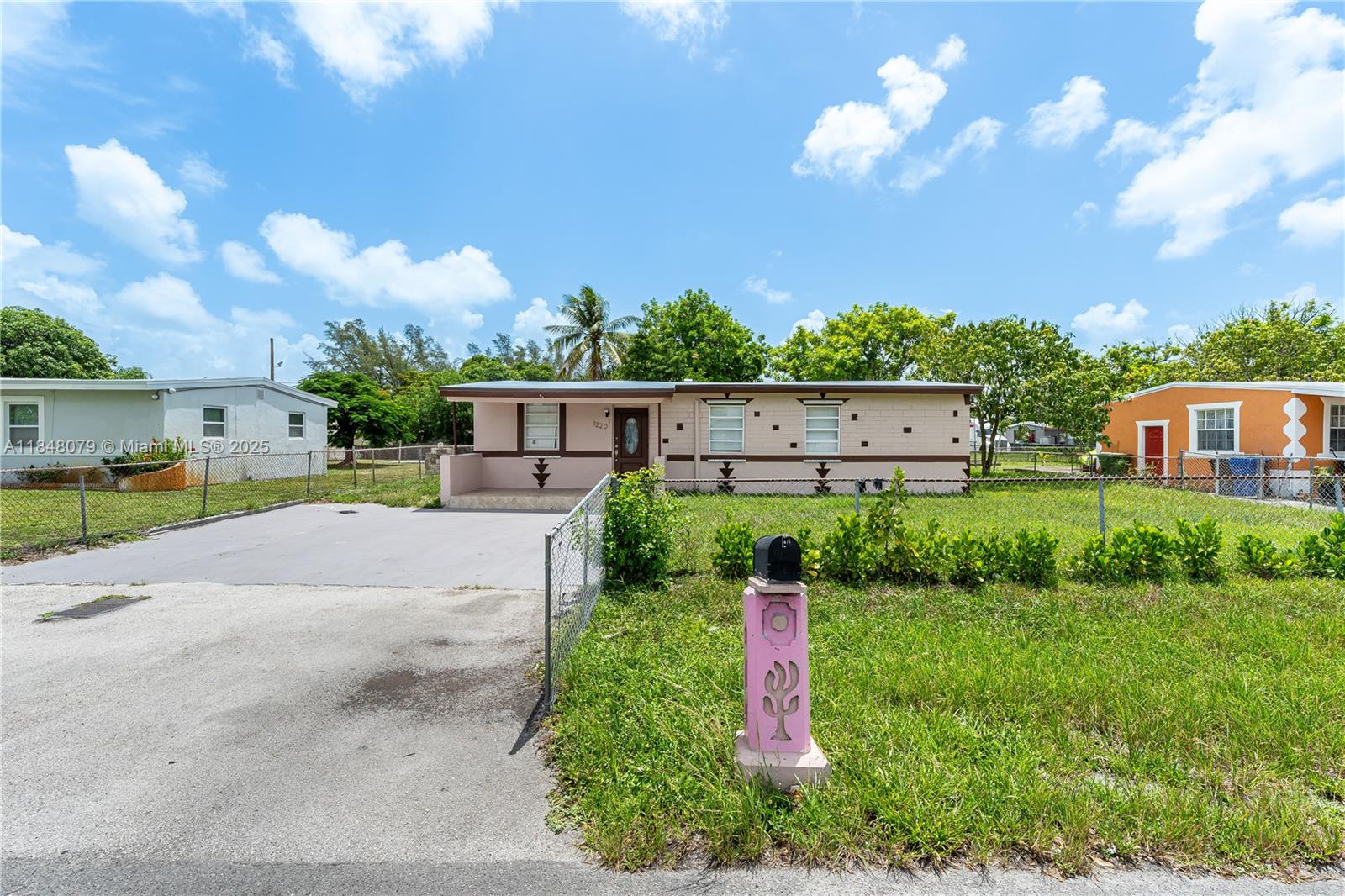 1220 NW 19th Ave