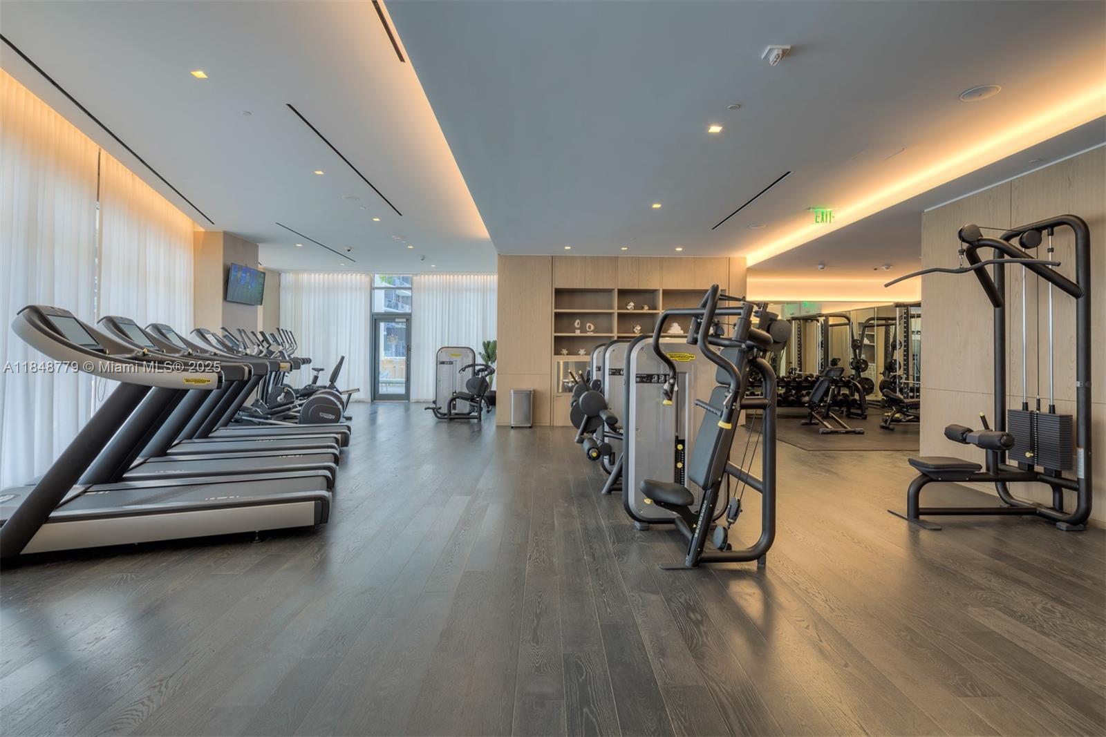 image Sls Lux Brickell46