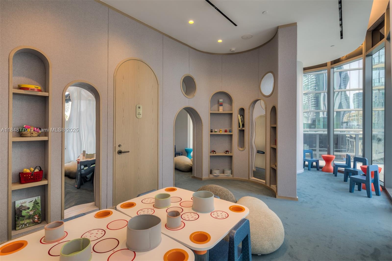 image Sls Lux Brickell53