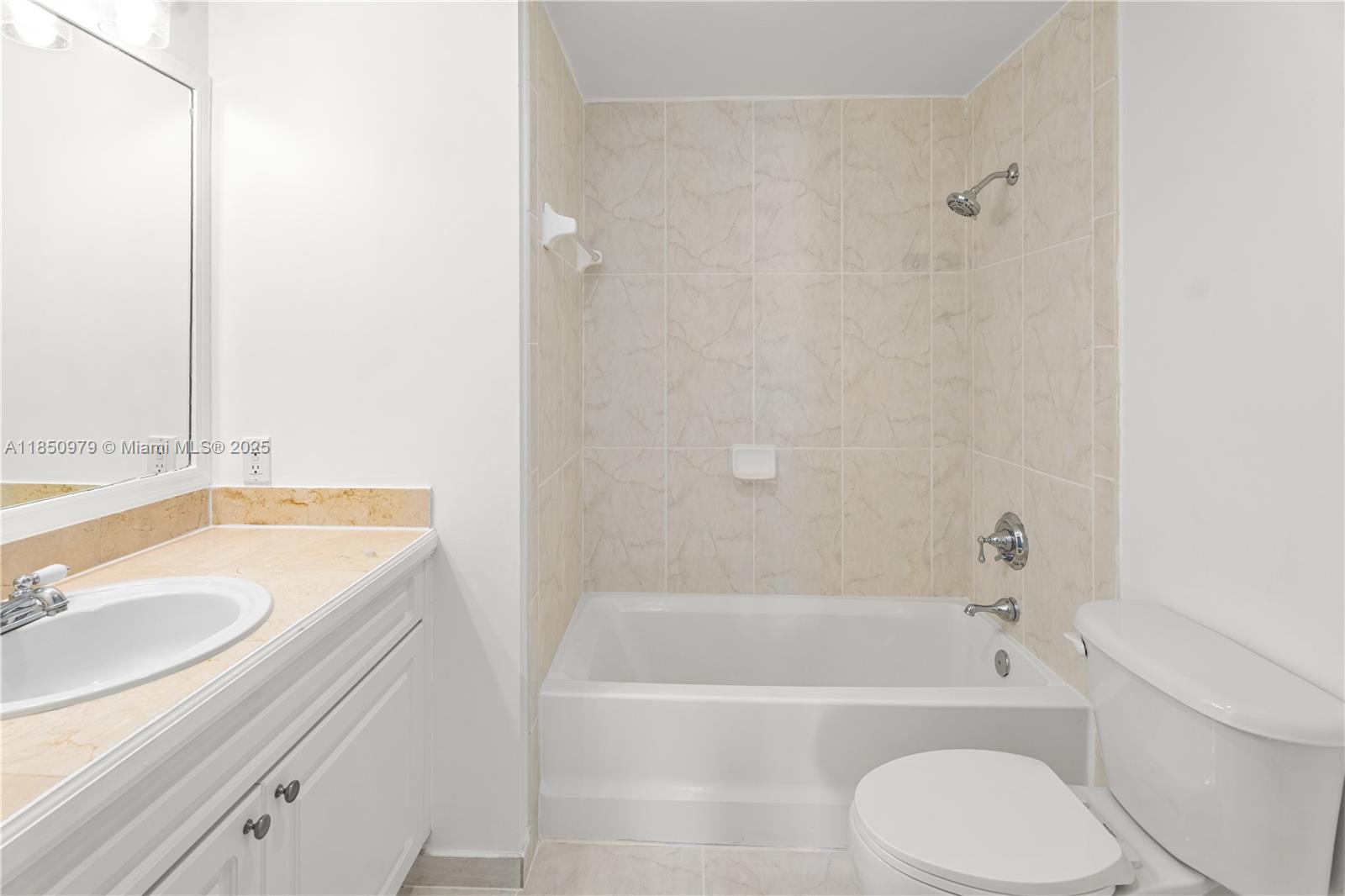 6861 SW 44th St #303 Miami, FL 33155