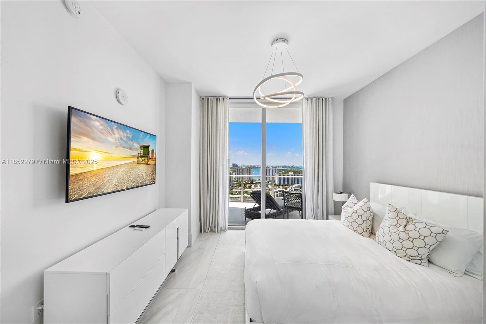image Parque Towers Condo30