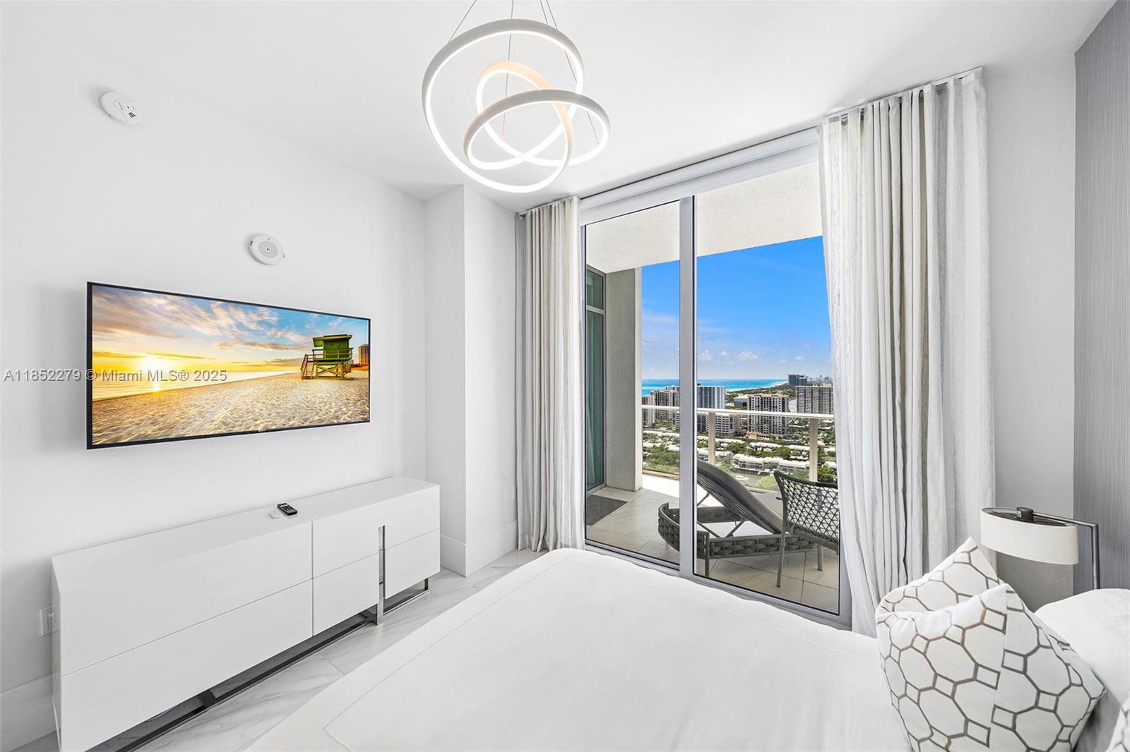 image Parque Towers Condo32