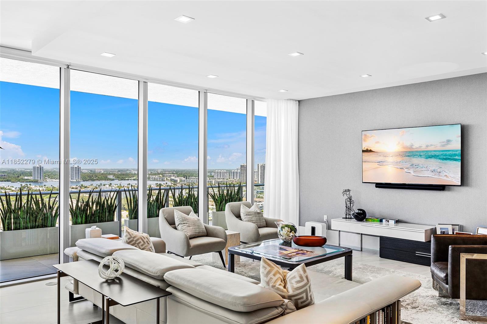 image Parque Towers Condo4
